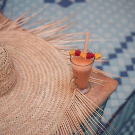 Amani Hotel Suites & Spa Маракеш Екстериор снимка
