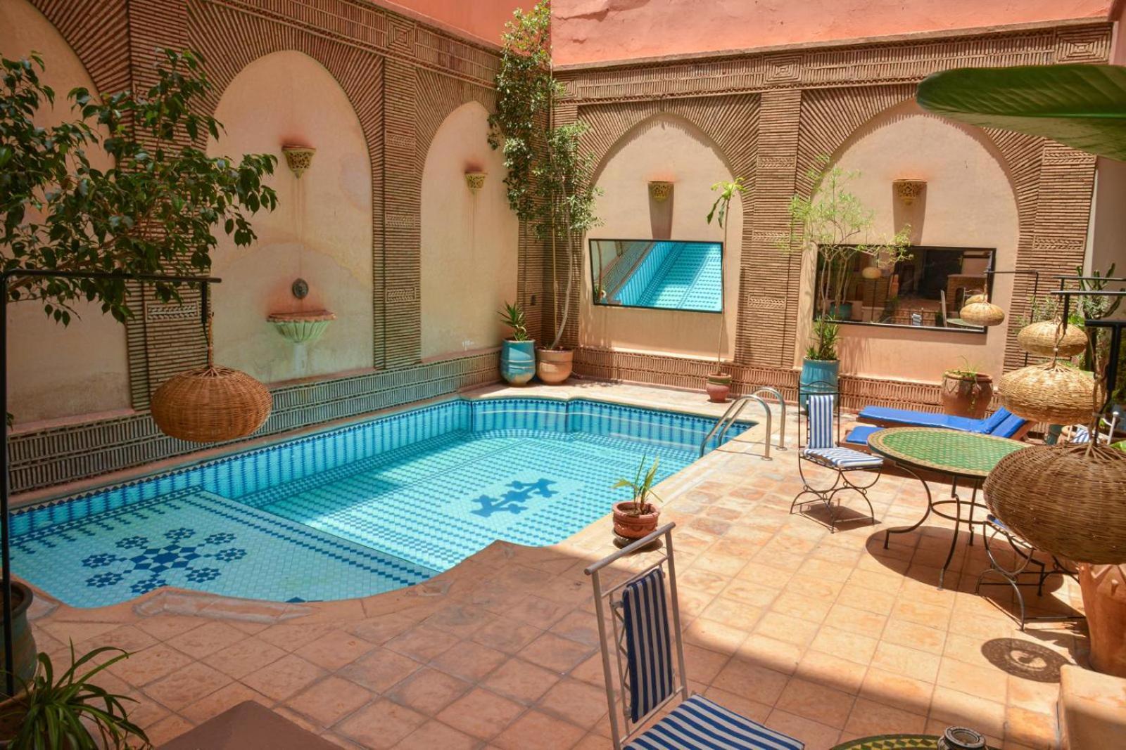 Amani Hotel Suites & Spa Маракеш Екстериор снимка